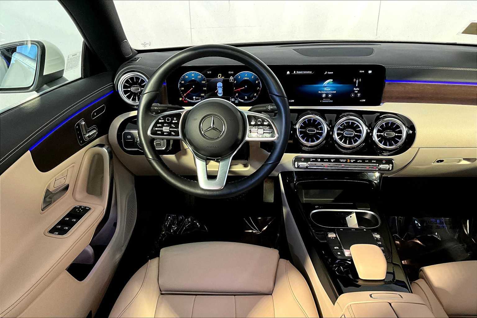 2023 Mercedes Benz CLA 250 4MATIC photo 5