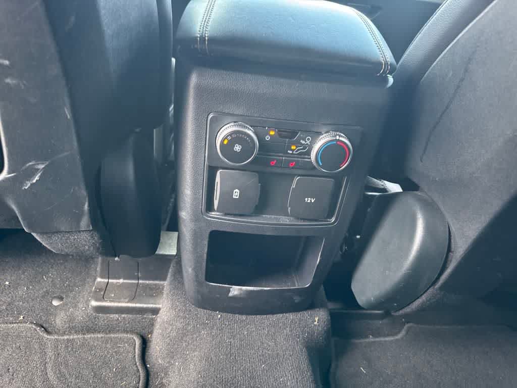 2020 Ford Explorer XLT photo 26