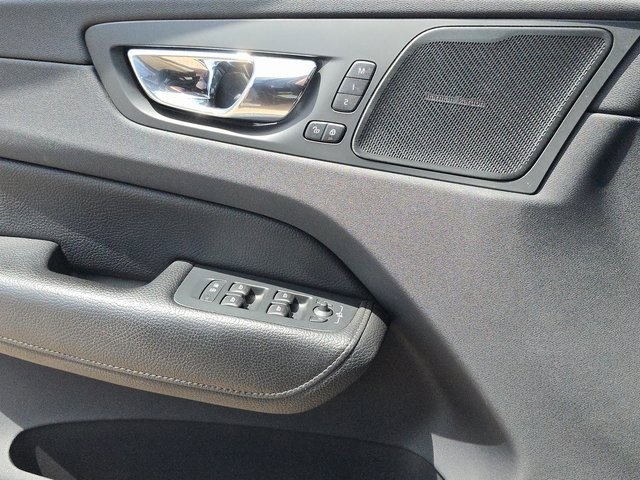 2019 Volvo XC60 T5 Inscription photo 19