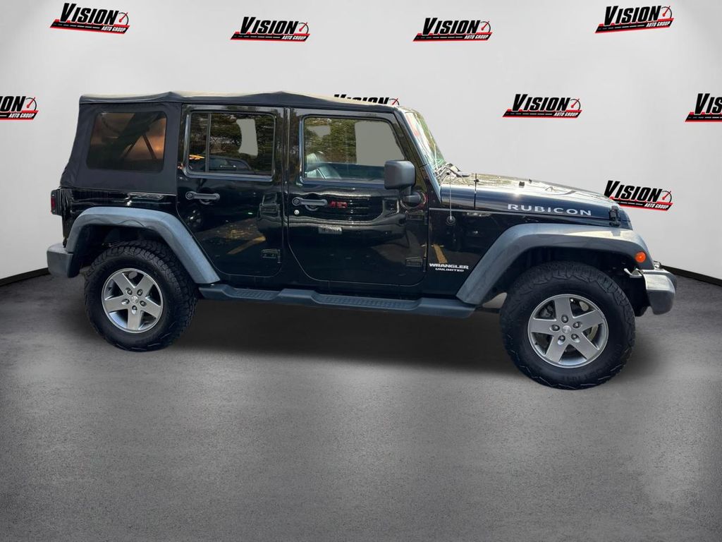 2012 Jeep Wrangler Unlimited Rubicon photo 4