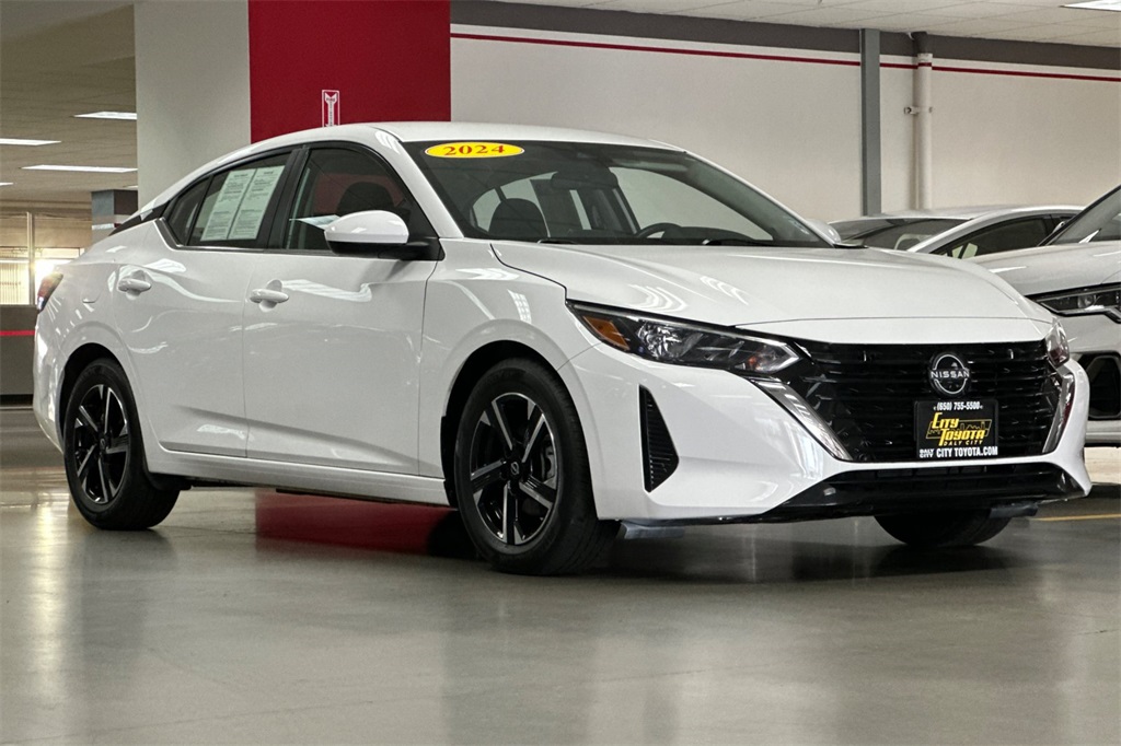 2024 Nissan Sentra SV photo 2