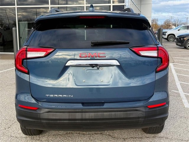 2024 Gmc Terrain SLE photo 4