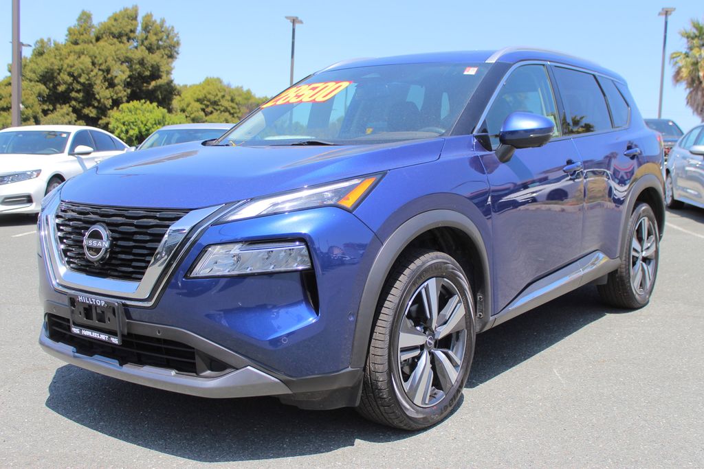 2023 Nissan Rogue SL photo 2