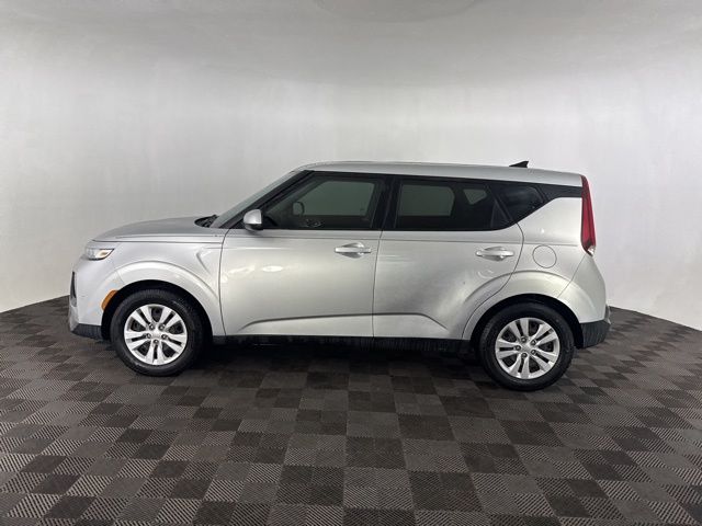 2020 Kia Soul LX photo 3