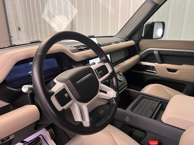 2020 Land Rover Defender 110 photo 5