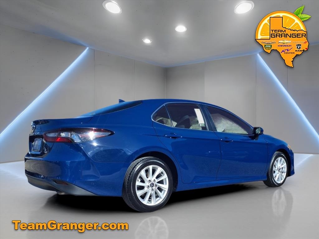 2024 Toyota Camry LE photo 4
