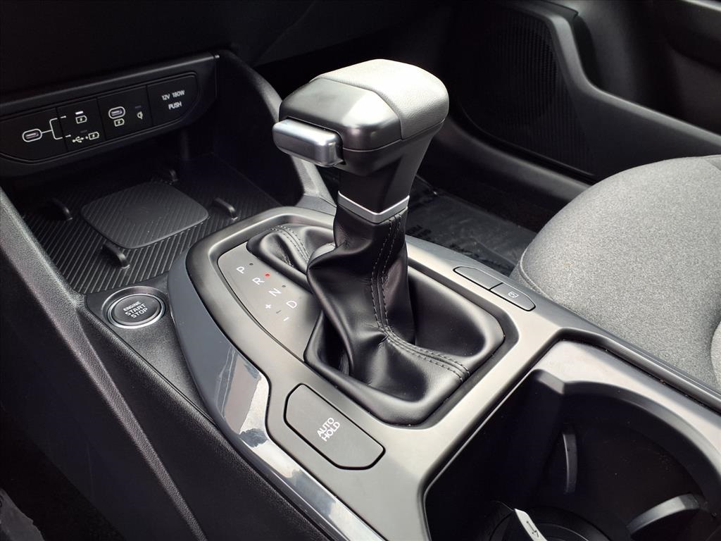 2025 Kia K4 EX photo 19