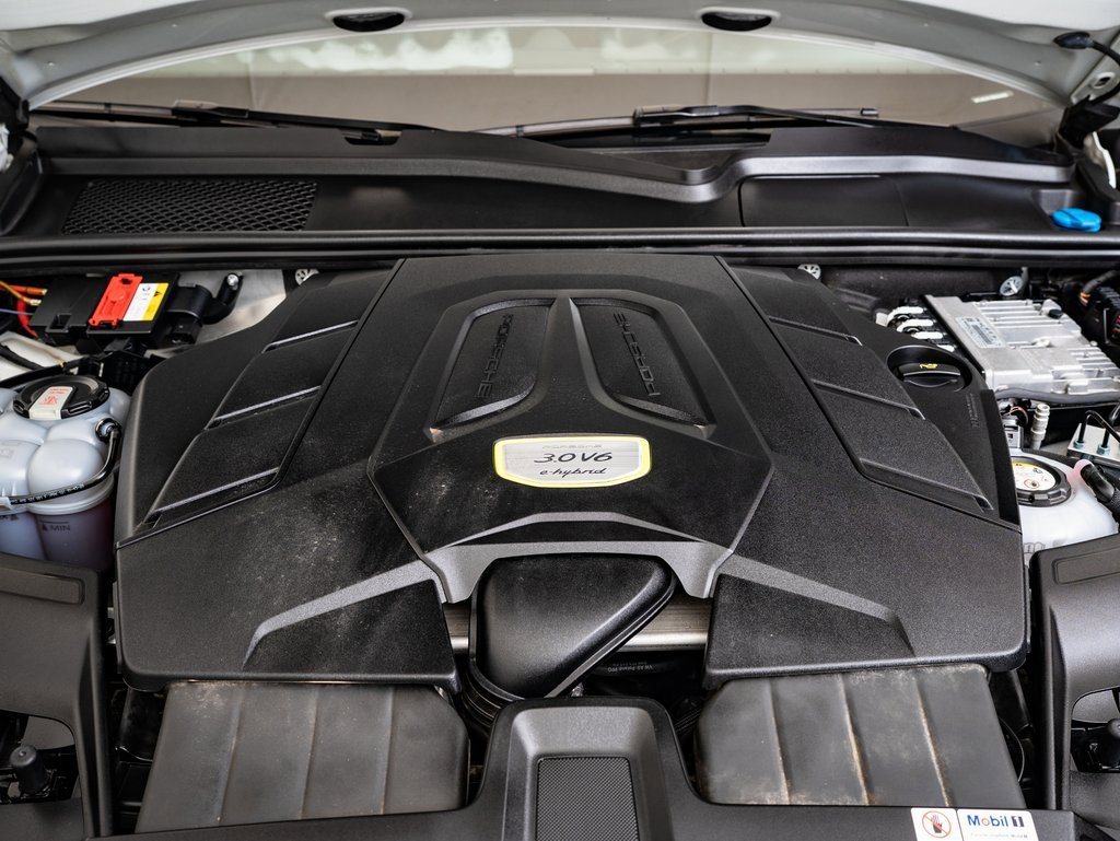 2021 Porsche Cayenne E-Hybrid photo 34