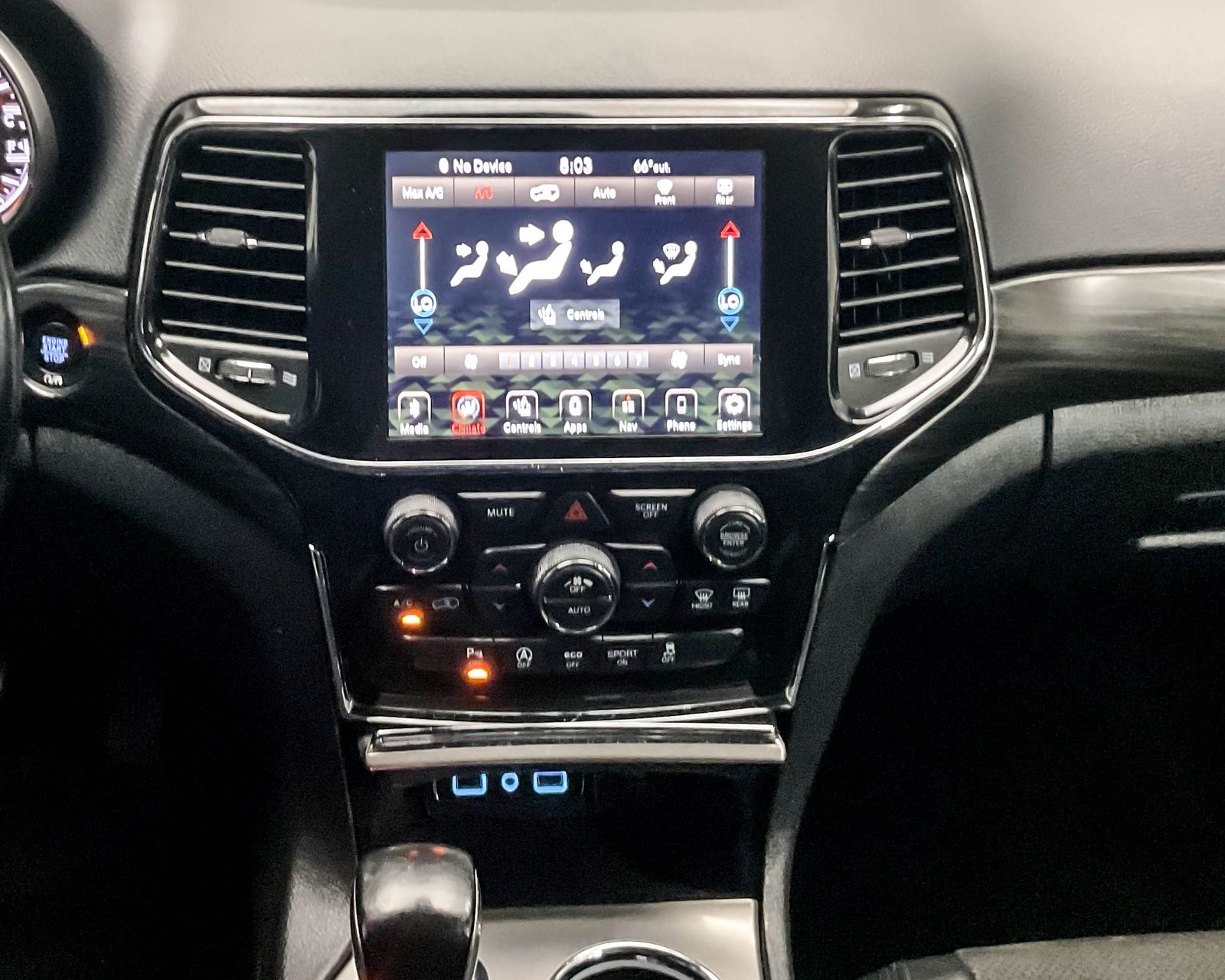 2022 Jeep Cherokee Laredo X photo 12
