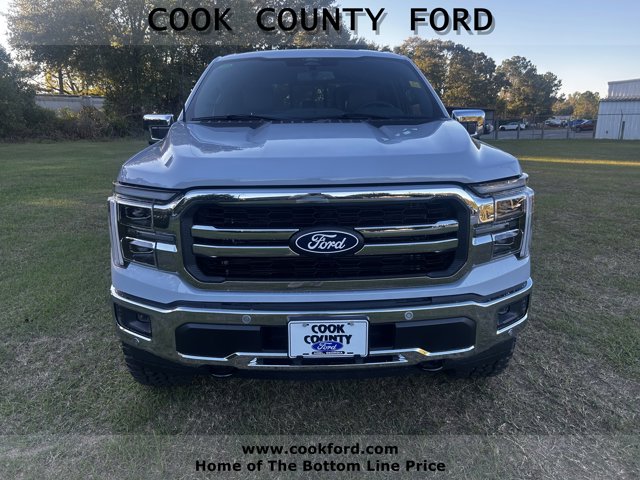 2025 Ford F-150 Lariat photo 2