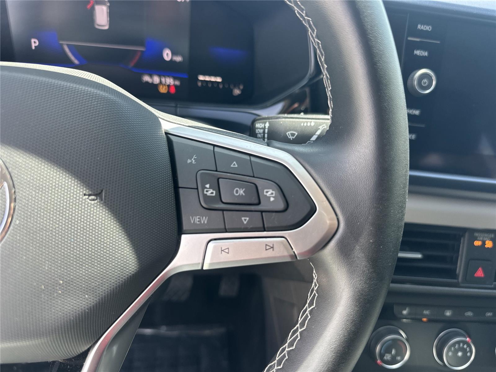 2022 Volkswagen Taos SE photo 10