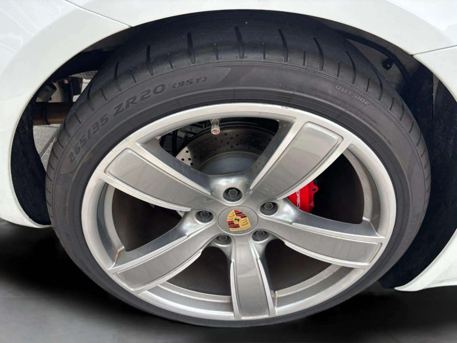 2024 Porsche Boxster S photo 23