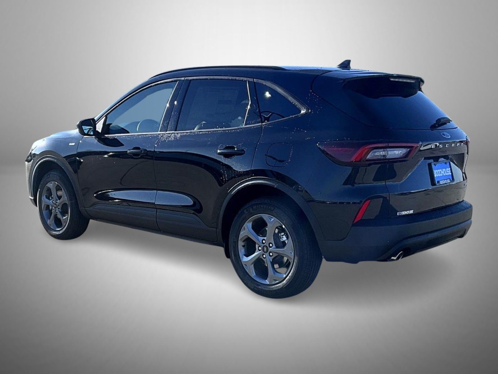 2026 Ford Escape ST-Line photo 4