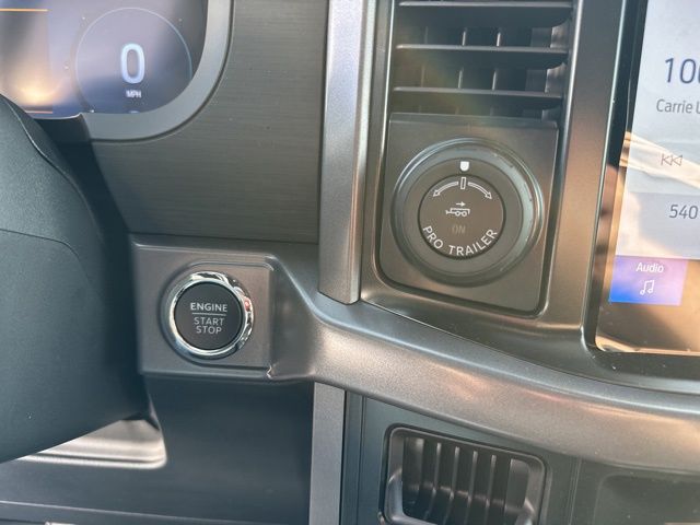 2025 Ford F-150 XLT photo 27
