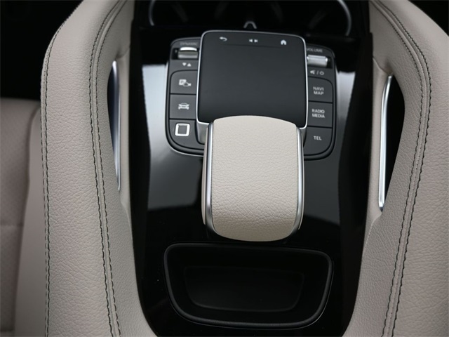 2026 Mercedes Benz GLE 350 4MATIC photo 2