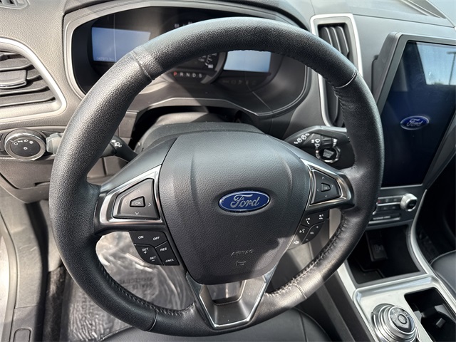 2024 Ford Edge SEL photo 10