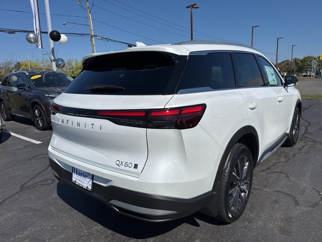 2026 Infiniti QX60 Luxe AWD photo 3