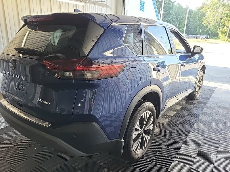 2023 Nissan Rogue SV photo 4