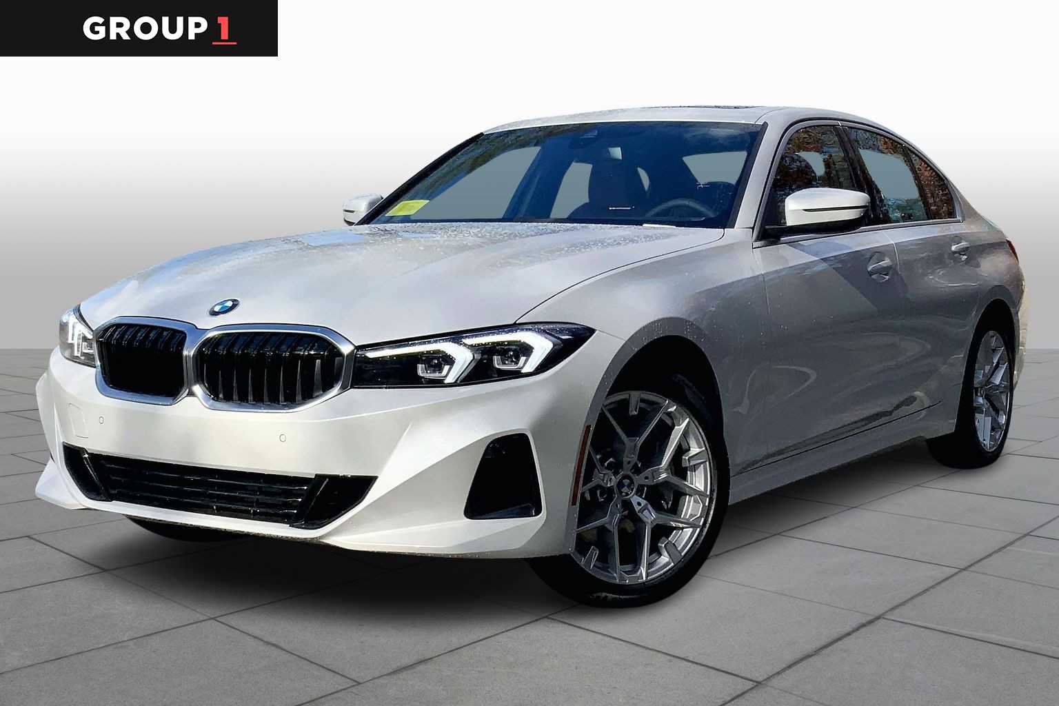 2026 BMW 3 Series 330i's photo