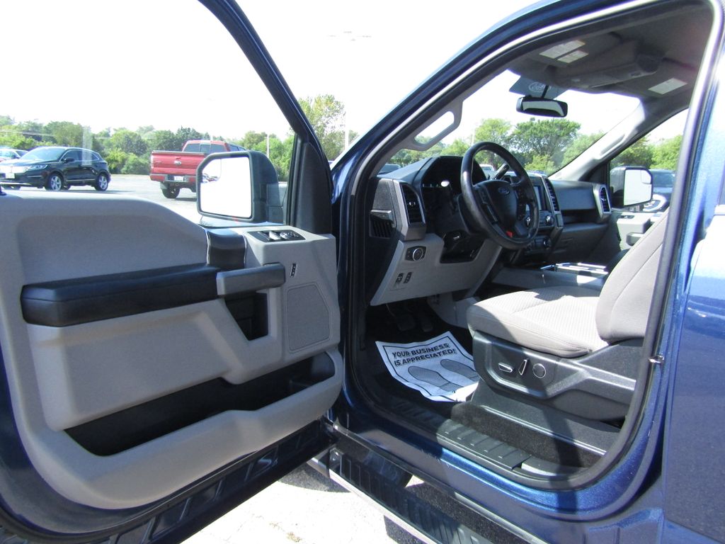 2018 Ford F-150 XLT photo 10