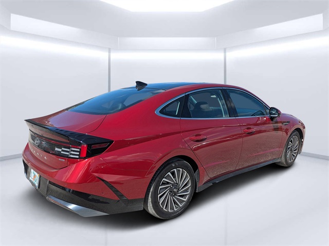 2024 Hyundai Sonata Hybrid Limited photo 3