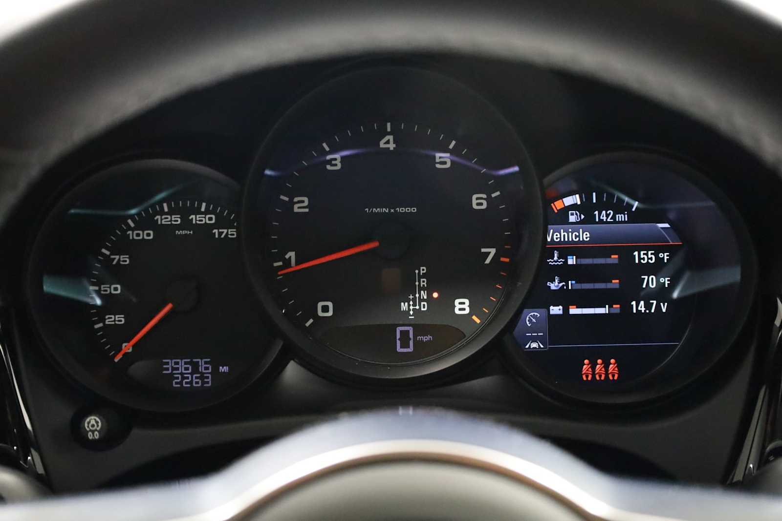 2021 Porsche Macan Base photo 24