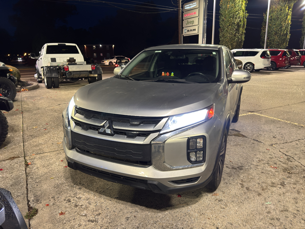 2021 Mitsubishi Outlander Sport SE photo 4