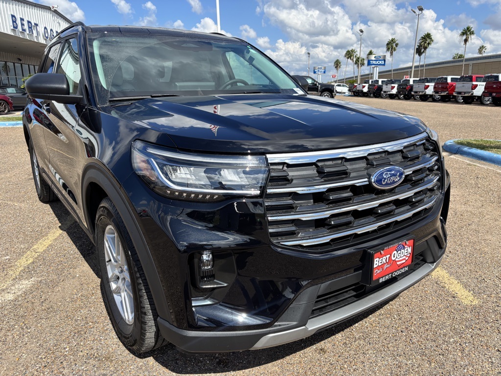 2026 Ford Explorer's photo