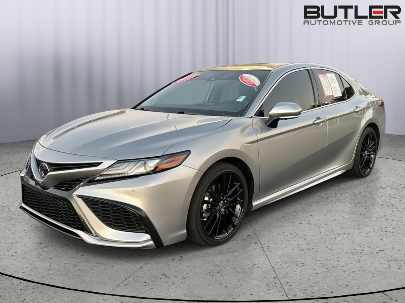 2023 Toyota Camry XSE's photo