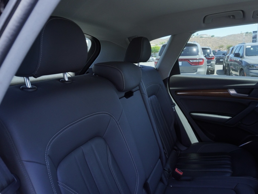2021 Audi Q5 45 Premium photo 22