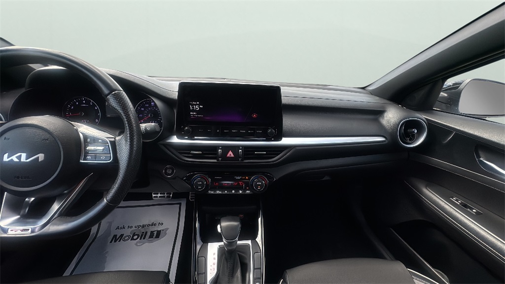 2023 Kia Forte GT-Line photo 15