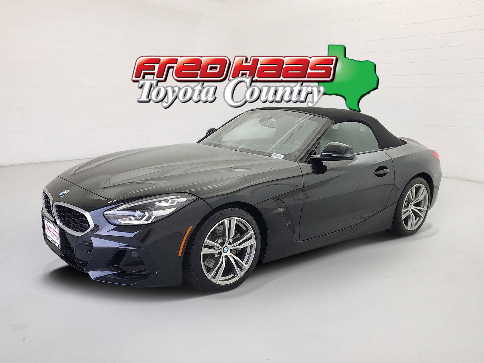 2025 BMW Z4 30i's photo