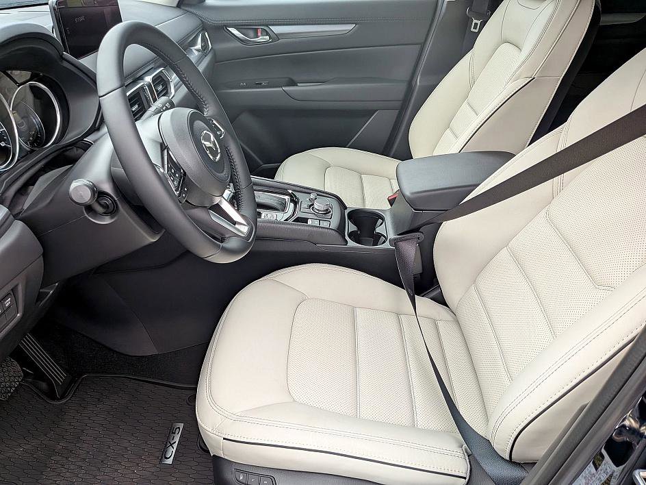 2025 Mazda CX-5 2.5 S Preferred photo 14
