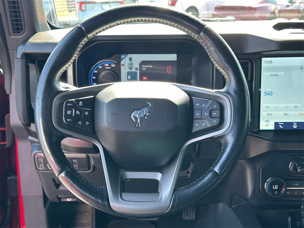 2021 Ford Bronco First Edition photo 23