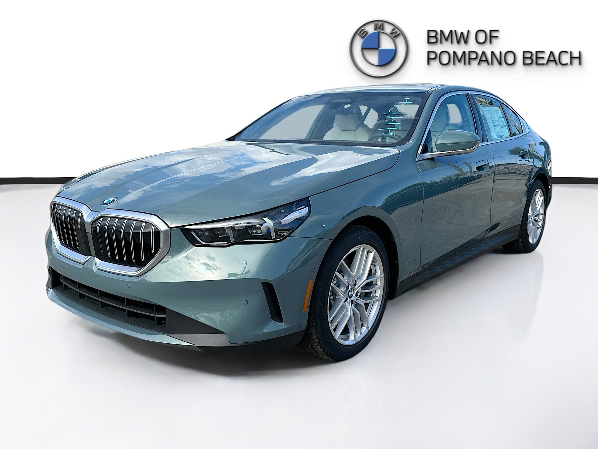 New 2025 BMW 5 Series 530i 4dr Car in Pompano Beach #CU13209