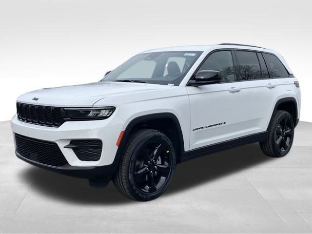 2025 Jeep Grand Cherokee Altitude X photo 3