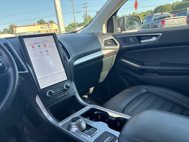 2024 Ford Edge SEL photo 14