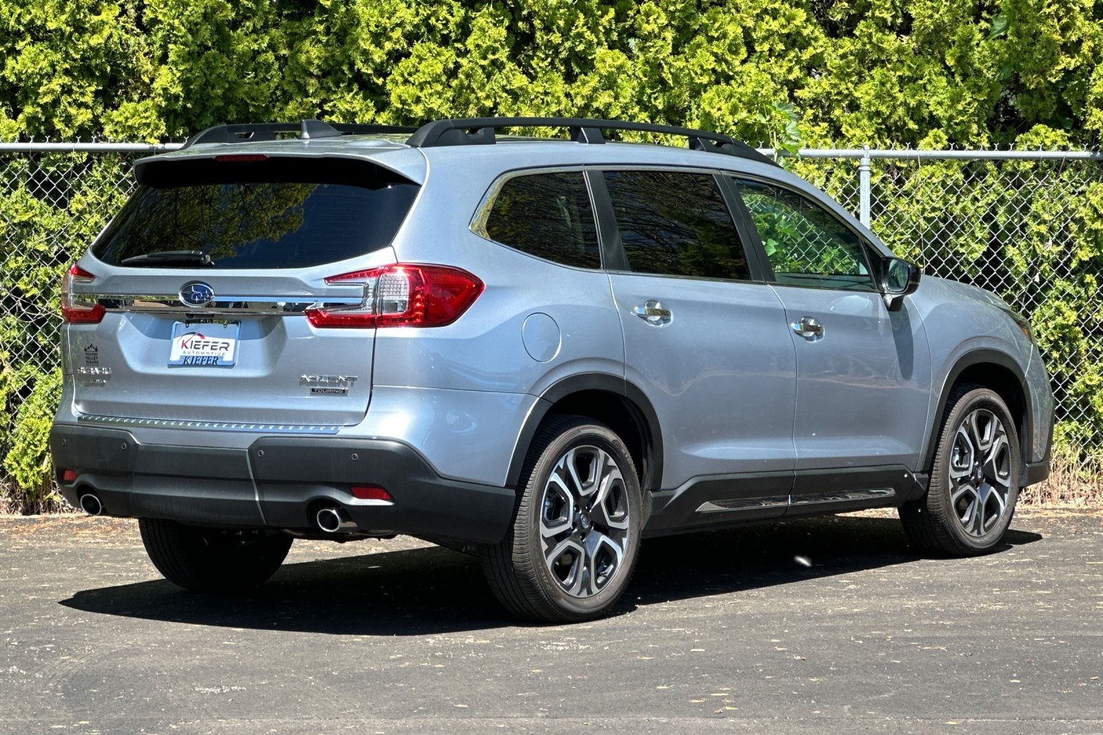 2024 Subaru Ascent Touring photo 8