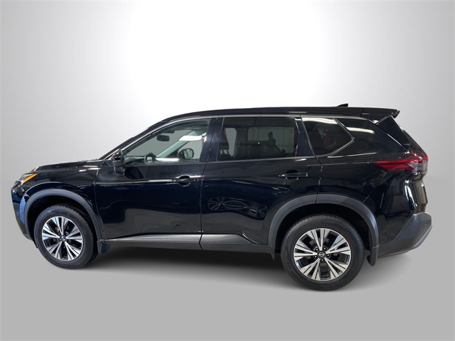 2021 Nissan Rogue SV photo 4