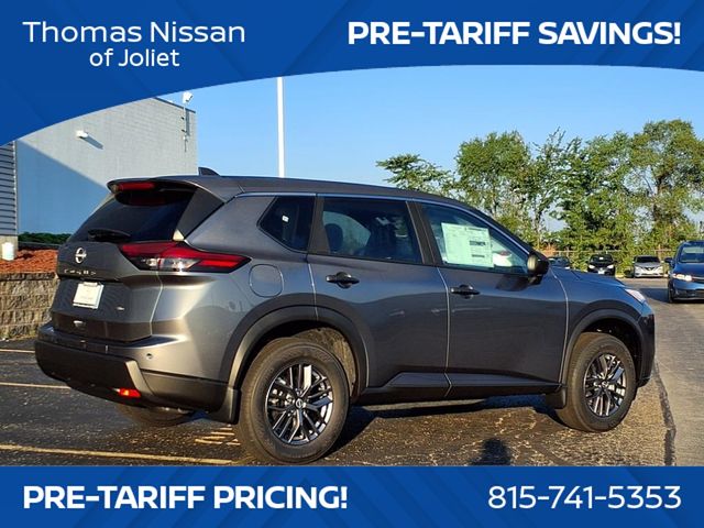 2026 Nissan Rogue S photo 3