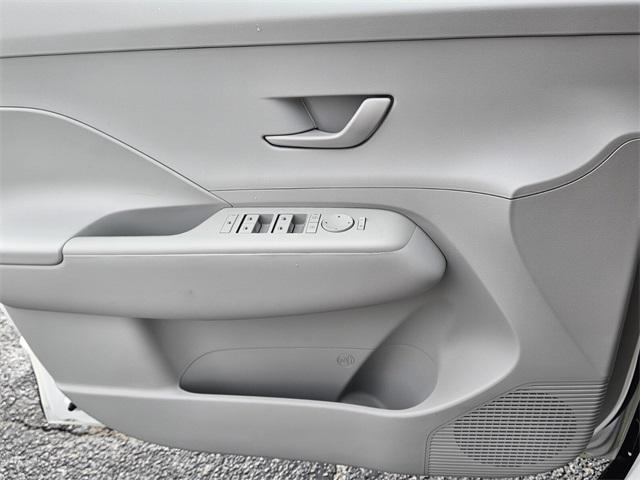 2026 Hyundai Kona SEL photo 24