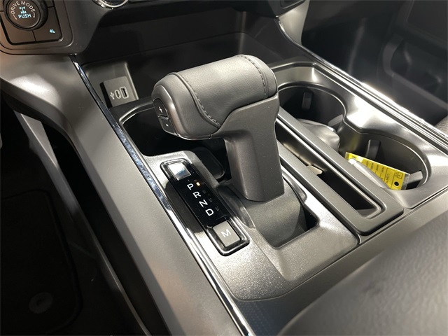 2025 Ford F-150 XLT photo 25