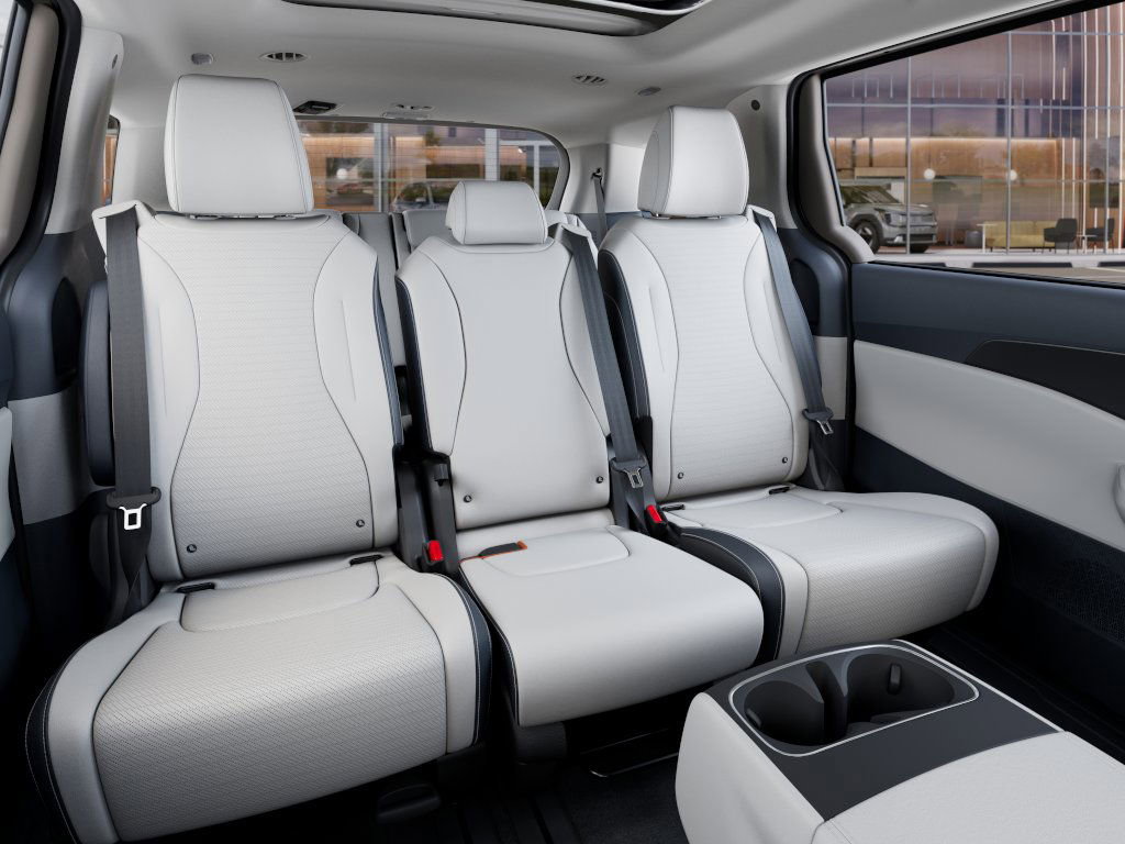 2025 Kia Carnival SX Prestige photo 15