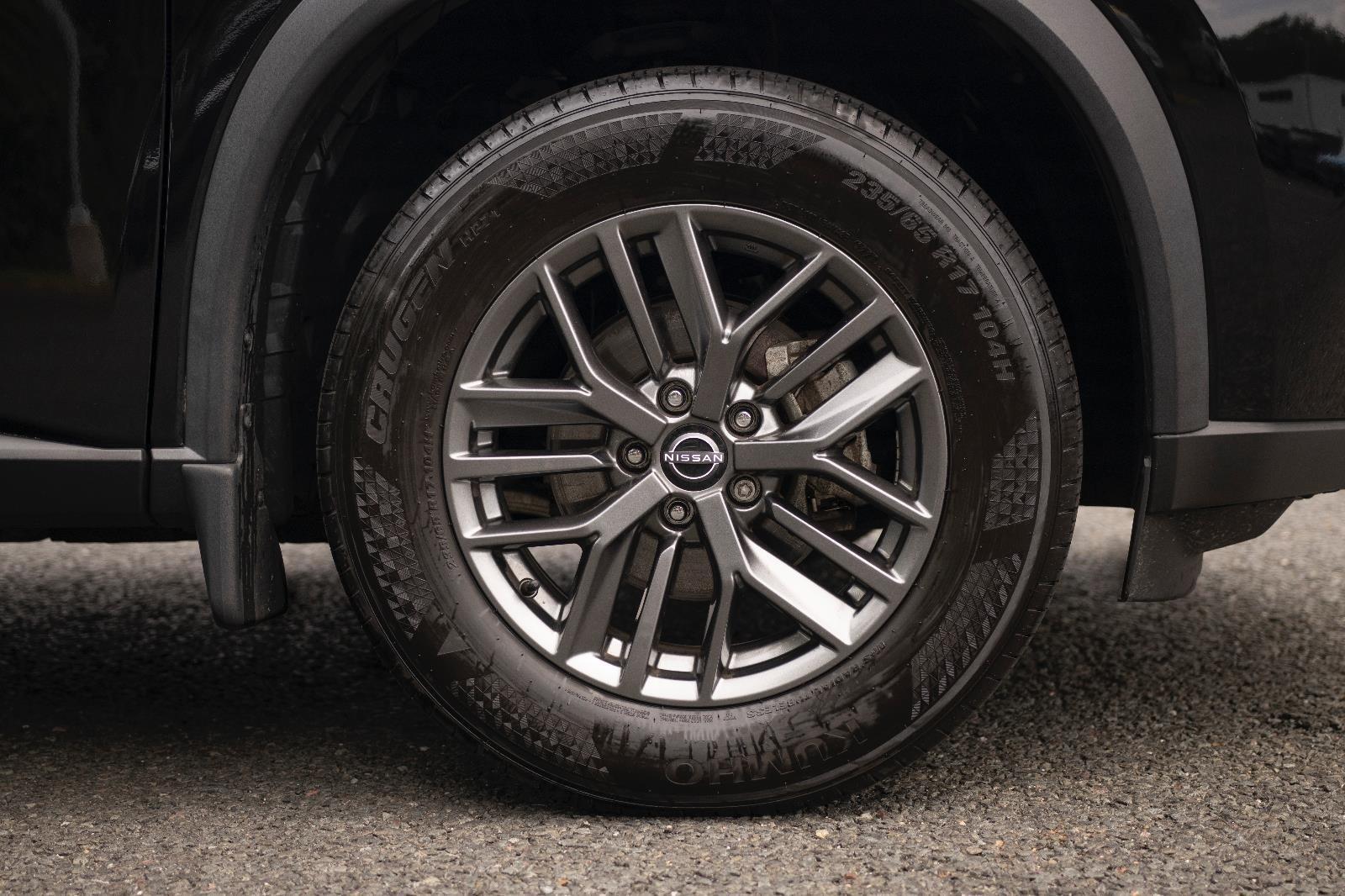 2023 Nissan Rogue S photo 25