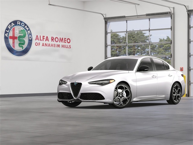 2025 Alfa Romeo Giulia Base's photo