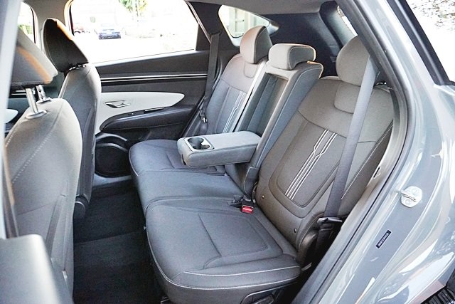 Used 2024 Gray Hyundai SEL image 16