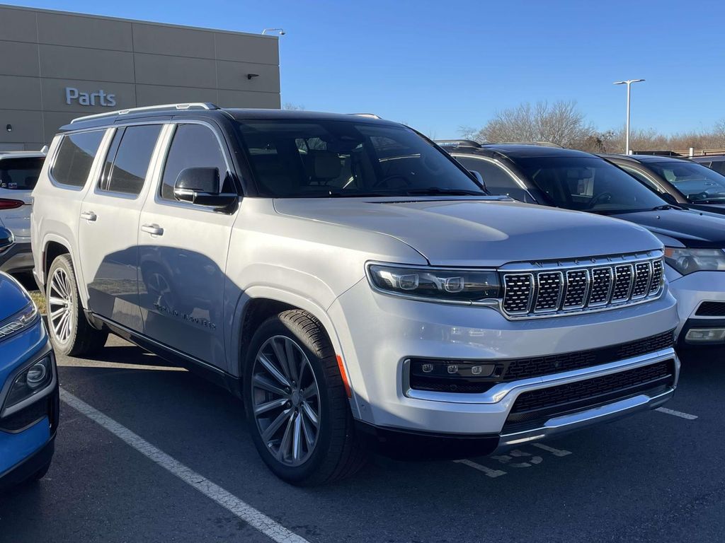 2023 Jeep Grand Wagoneer L Series II's photo