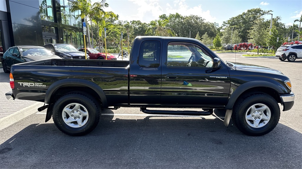 2002 Toyota Tacoma Base V6 photo 17