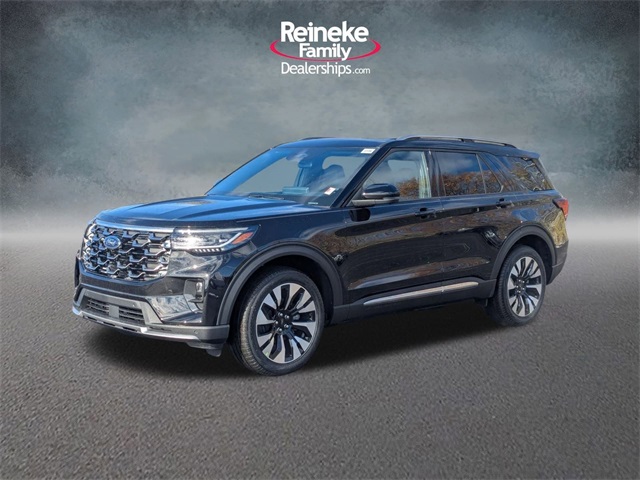 2026 Ford Explorer Platinum's photo