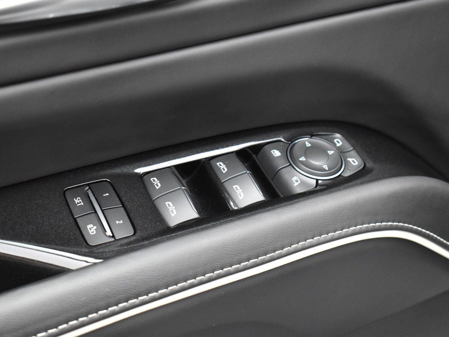 2023 Cadillac Escalade ESV V-Series photo 8